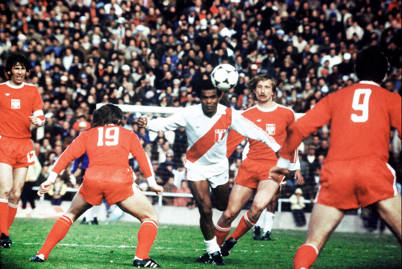 Perú ha participado en 4 Mundiales de Futbol y sus mejores actuaciones fueron en 1970 y 1978, cuando llegaron a Cuartos de Final.