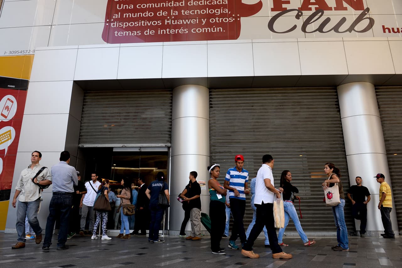 Entre las medidas implementadas por el gobierno para atajar la crisis eléctrica, está que los negocios generen su propia electricidad.