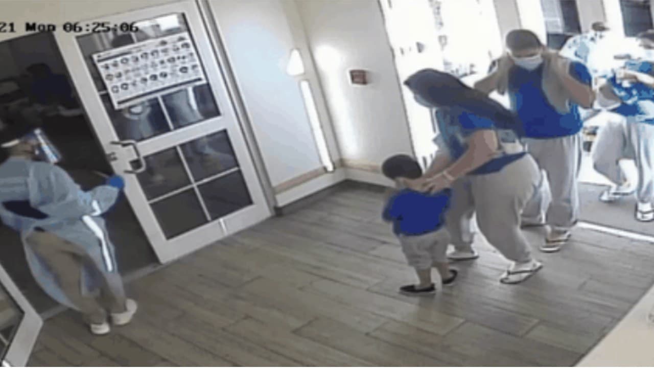 ICE gastó millones en cuartos de hotel para albergar indocumentados en Phoenix y jamás fueron ocupados