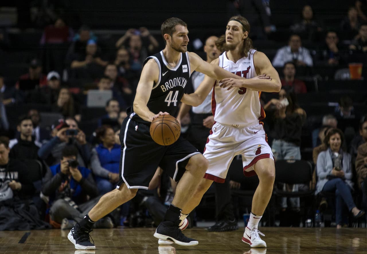 Disfruta de las imágenes del emocionante partido de temporada regular celebrado en Ciudad de México entre el Miami Heat y los Nets de Brooklyn.
