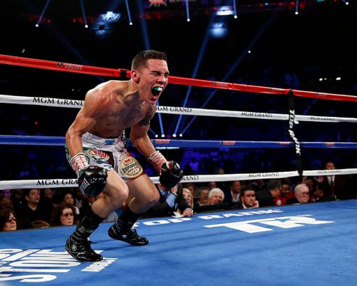 Gilberto 'Zurdo' Ramírez hizo historia al convertirse en el primer mexicano en ser campeón mundial supermedio. Oscar Valdez se consolidó al noquear a Evgeny Gradovich.