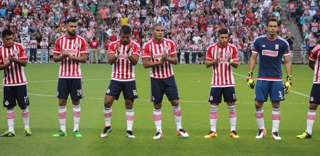 Chivas superó en amistoso al Energy con gol de Omar Bravo