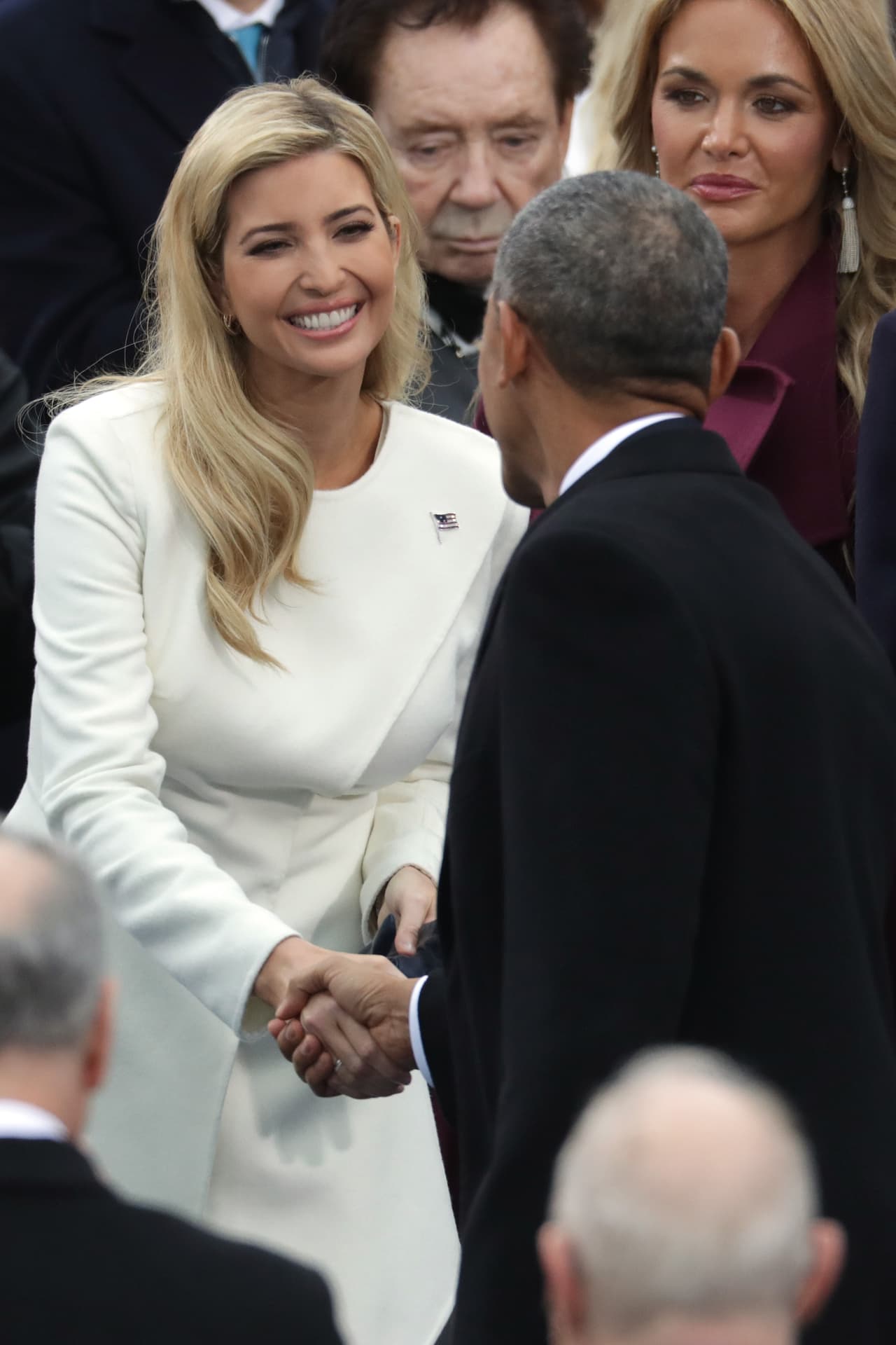 Así se vió el encuentro entre Ivanka Trump y el saliente presidente de los Estados Unidos, Barack Obama.