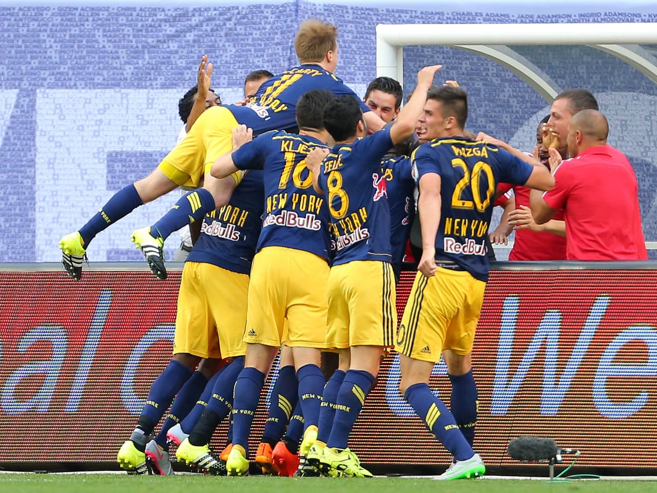 Red Bulls celebra triunfo sobre NYCFC