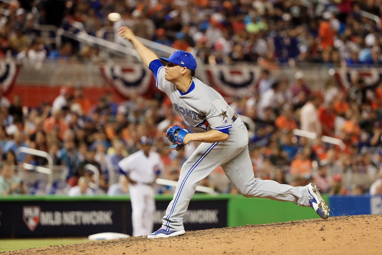 Mención de honor al mexicano Roberto Osuna quien trabajó durante una entrada en la que no permitió carreras. Temporadón de #OsunaMatata