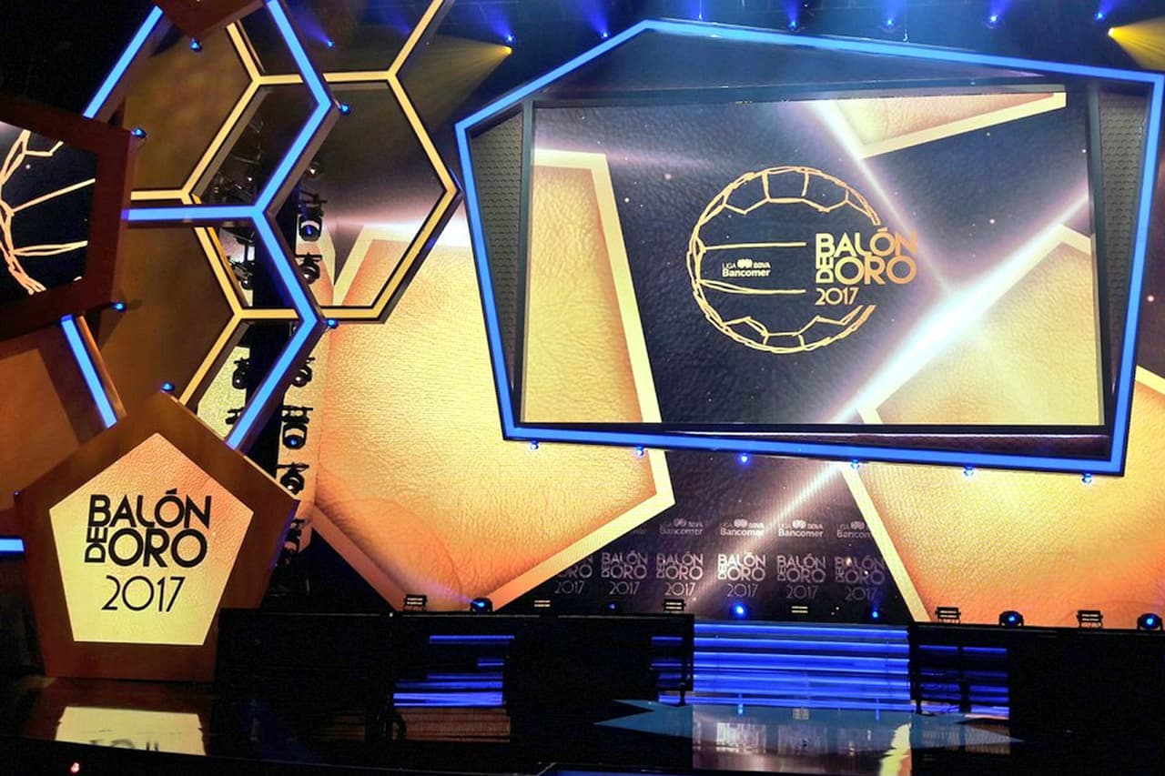 El escenario lucía listo con todo el glamour que caraceriza a la Liga MX.