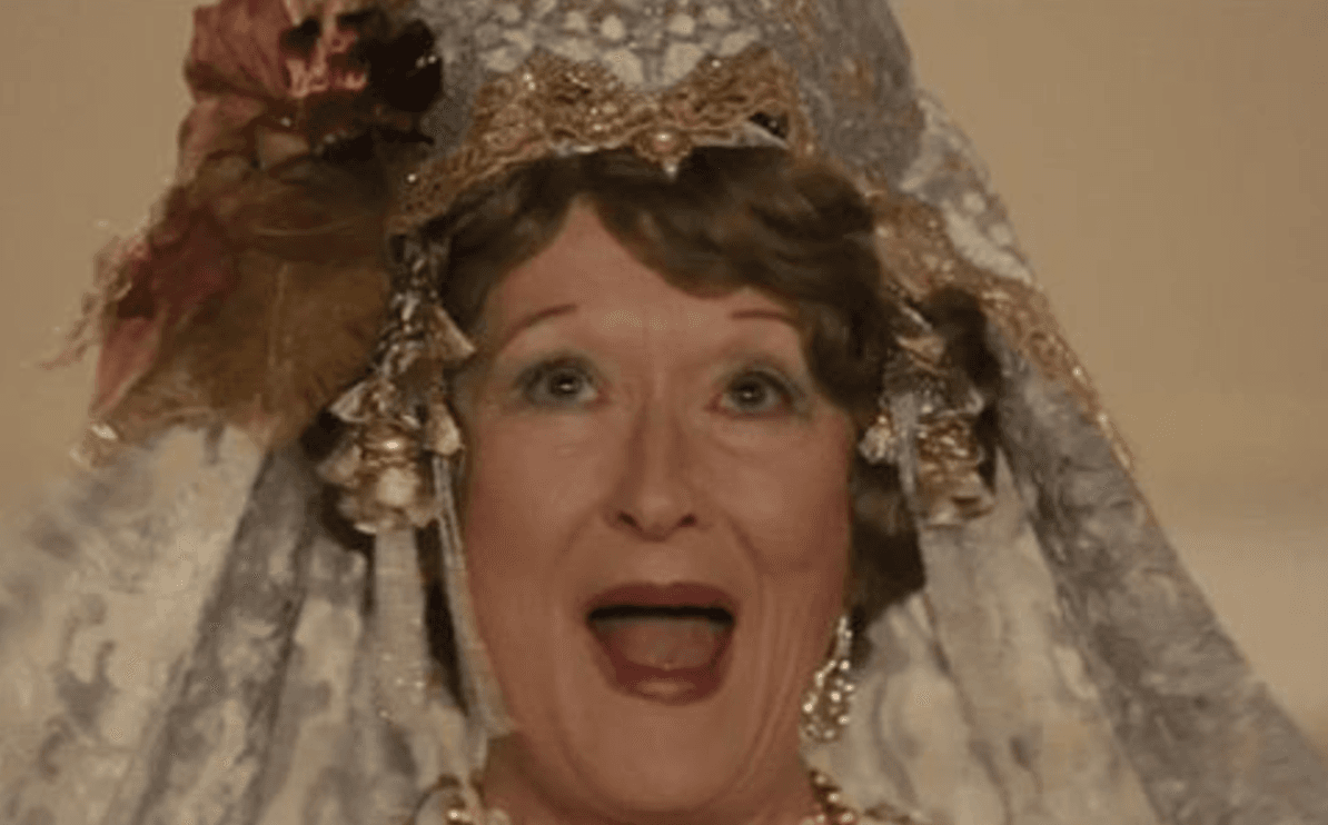 <b>Florence Foster Jenkins</b>
<br>En la actuación más reciente el personaje interpretado por Meryl también está ligado al mundo de la música: esta vez engarzado en la historia de la excéntrica heredera de una fortuna que sueña con convertirse en una cantante de ópera.