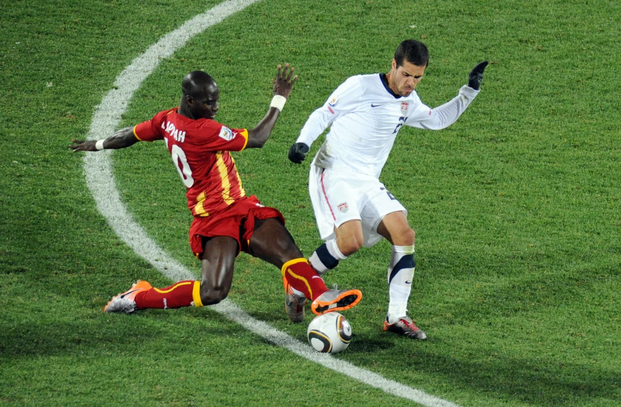 Benny Feilhaber en acción durante el Mundial de Sudáfrica.