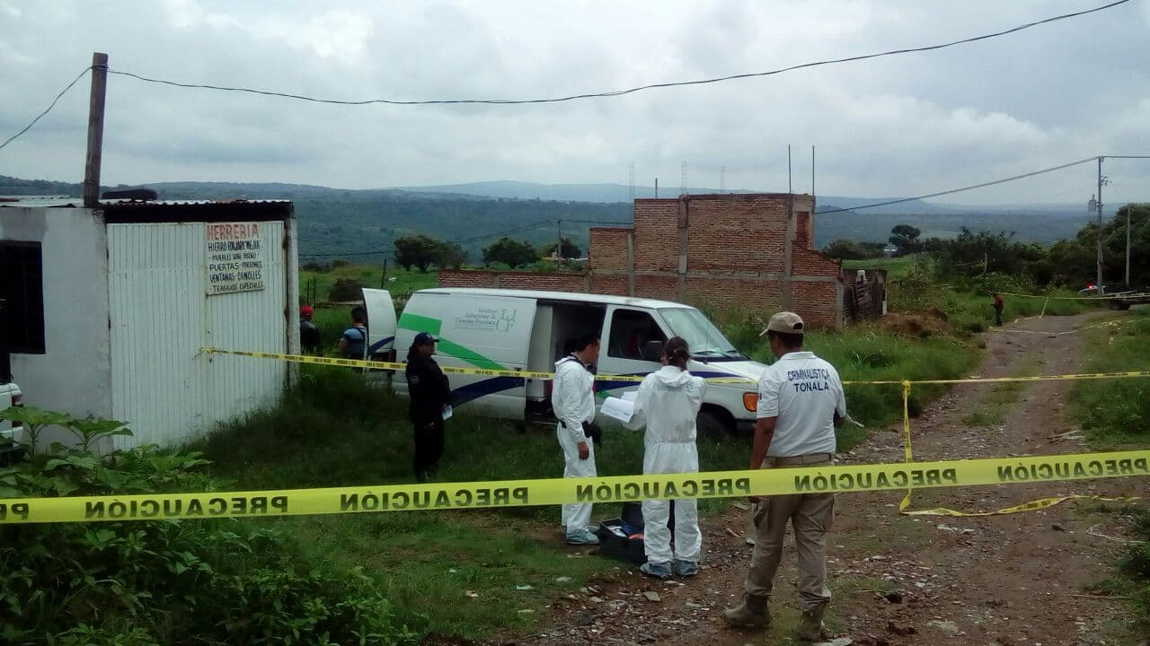 Este jueves, seis cuerpos aparecieron en distintos puntos de Jalisco. Las autoridades trabajan en su identificación.