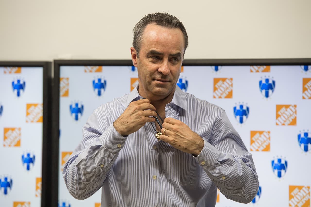 Luis Miguel Salvador dejará Monterrey en diciembre