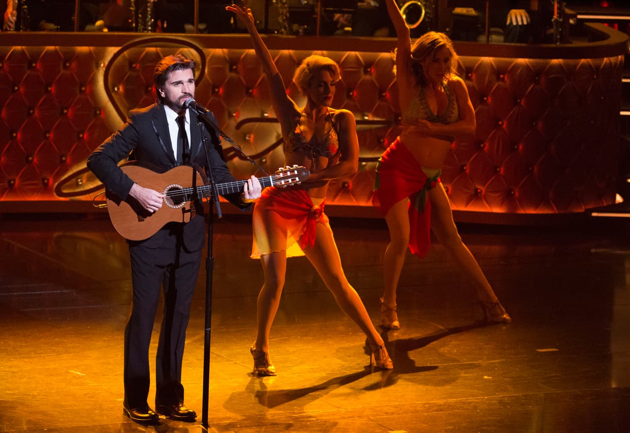 Juanes fue el único latino en el homenaje, y lo hizo con toda la elegancia.