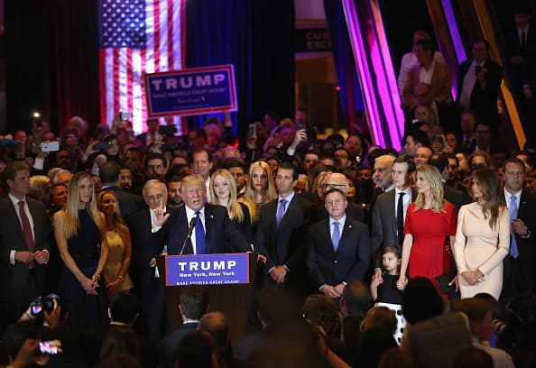 Nuevamente el multimillonario criticó el sistema de repartición de delegados en el que algunos candidatos pueden ganar más aunque no ganen la mayoría de las votaciones. "La gente no se va a aguantar eso", dijo durante su discurso en Nueva York.