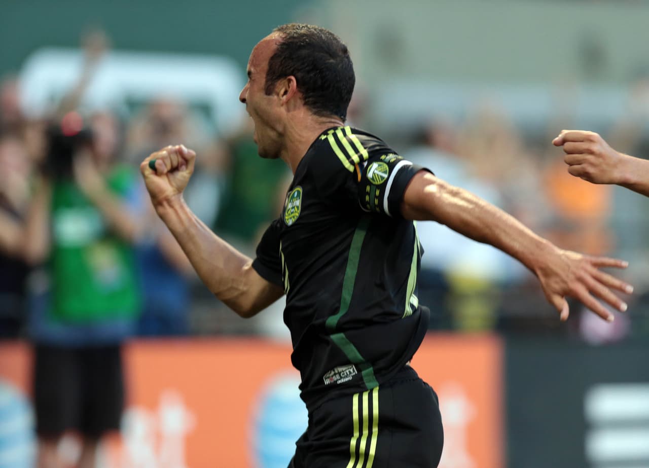 El “Capitán América” pero ya con otro look muy diferente al del 2001, fue figura hasta su ultimo All-Star Game, donde marcó el gol del triunfo ante el Bayern y fue nombrado MVP.