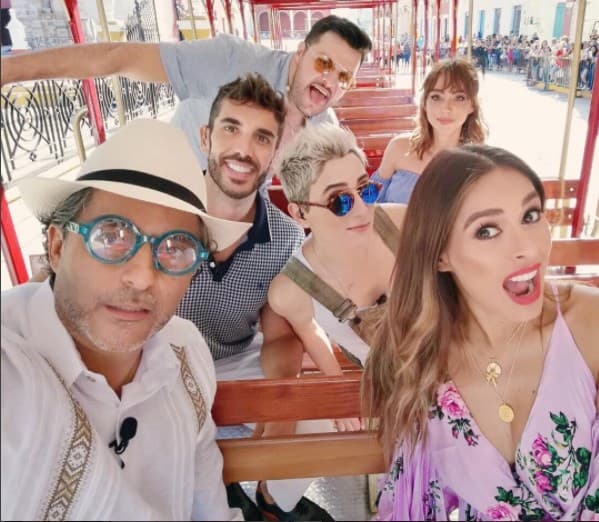 Galilea Montijo, Raúl Araiza, Maca Carriedo, Pedro Prieto, Natalia Téllez y Paul Stanley, siempre nos regalan la mejor de sus sonrisas.