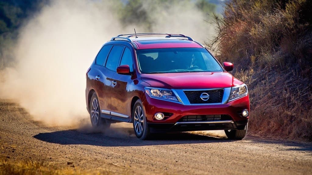<b>16. Nissan Pathfinder 4WD</b>: la versión con tracción en las 4 ruedas de esta SUV de tres filas de Nissan presentó un índice de
<b>7 conductores muertos</b> por cada millón de vehículos registrados. La Nissan Pathfinder so ha sido actualizada significativamente desde su lanzamiento en 2013.