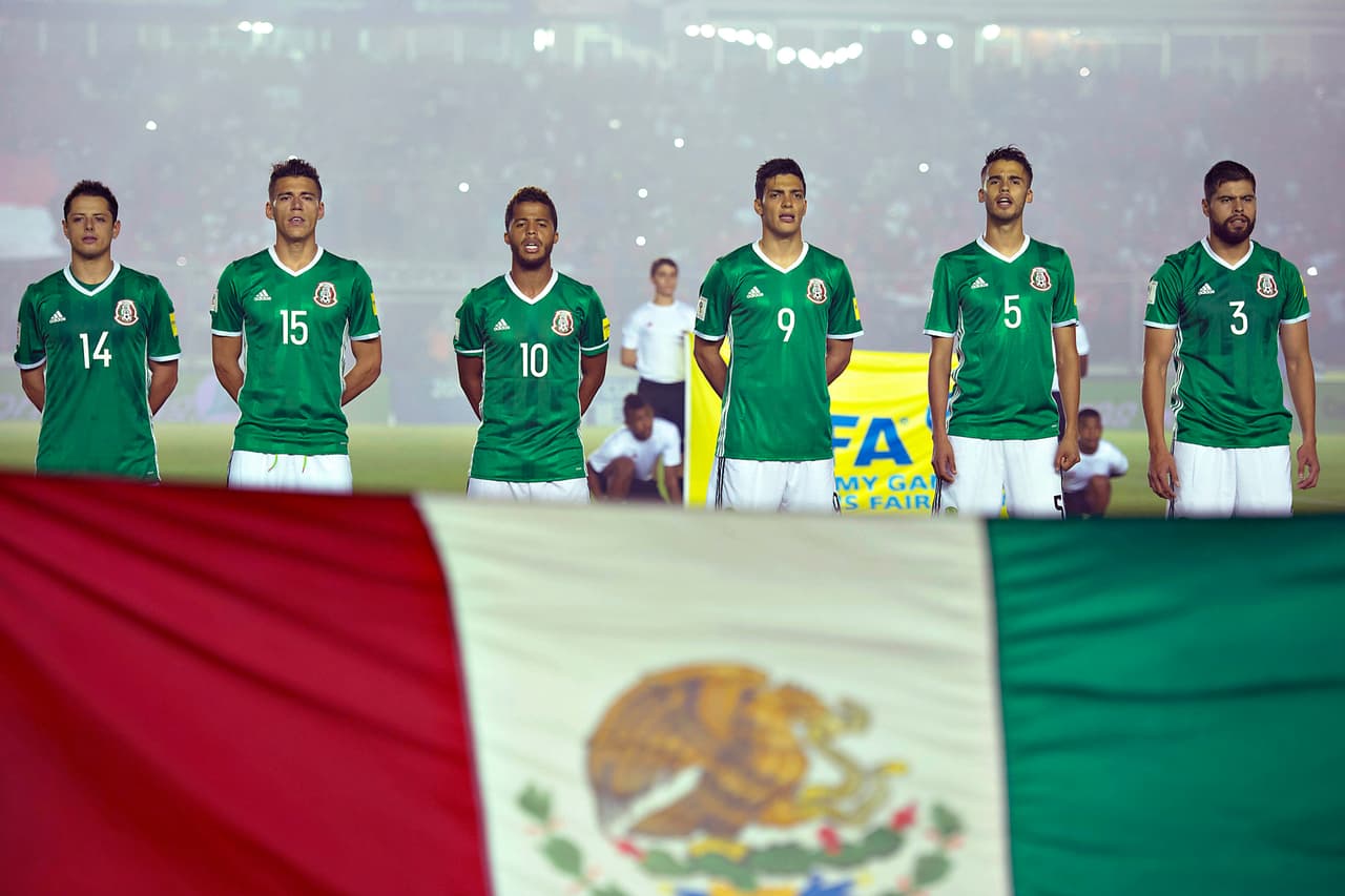 Action photo during the match Panama vs Mexico at Rommel Fernandez Stadium, CONCACAF World Cup Qualifying Rusia 2018. - Foto de accion durante el Partido Panama vs Mexico en el Estadio Rommel Fernandez, Partido Correspondiente a la Eliminatoria CONCACAF Rusia 2018, en la foto: Javier Hernandez, Hector Moreno, Giovani Dos Santos, Raul Jimenez, Diego Reyes y nestor Araujo 15/11/2016/MEXSPORT/Javier Ramirez