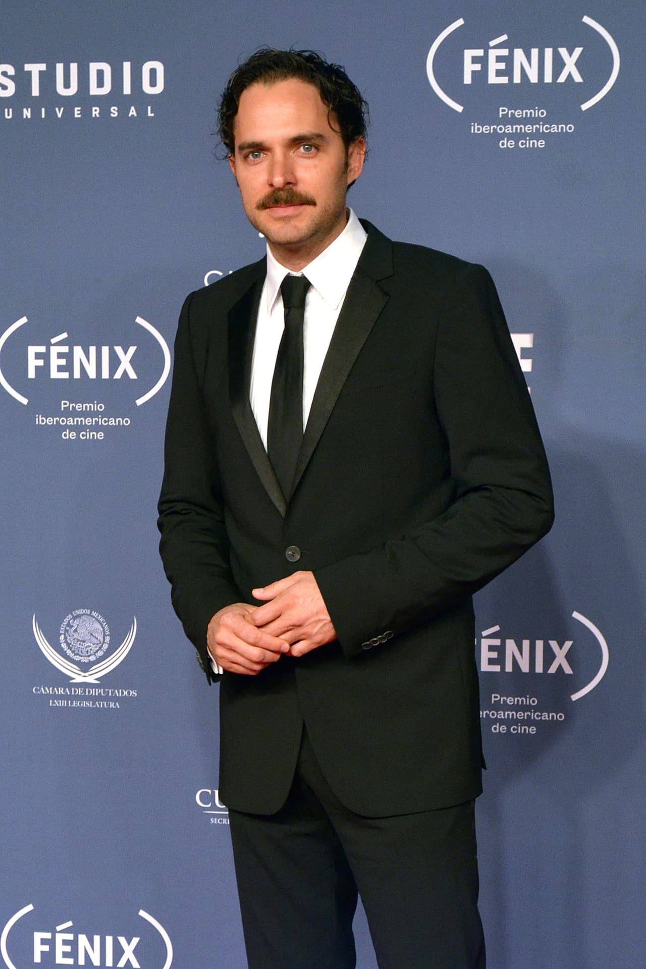 Manolo Cardona te sorprenderá con esta historia muy pronto por
<i>UniMás</i>. No te pierdas el gran estreno el domingo 5 de marzo a las 10pm/9C.