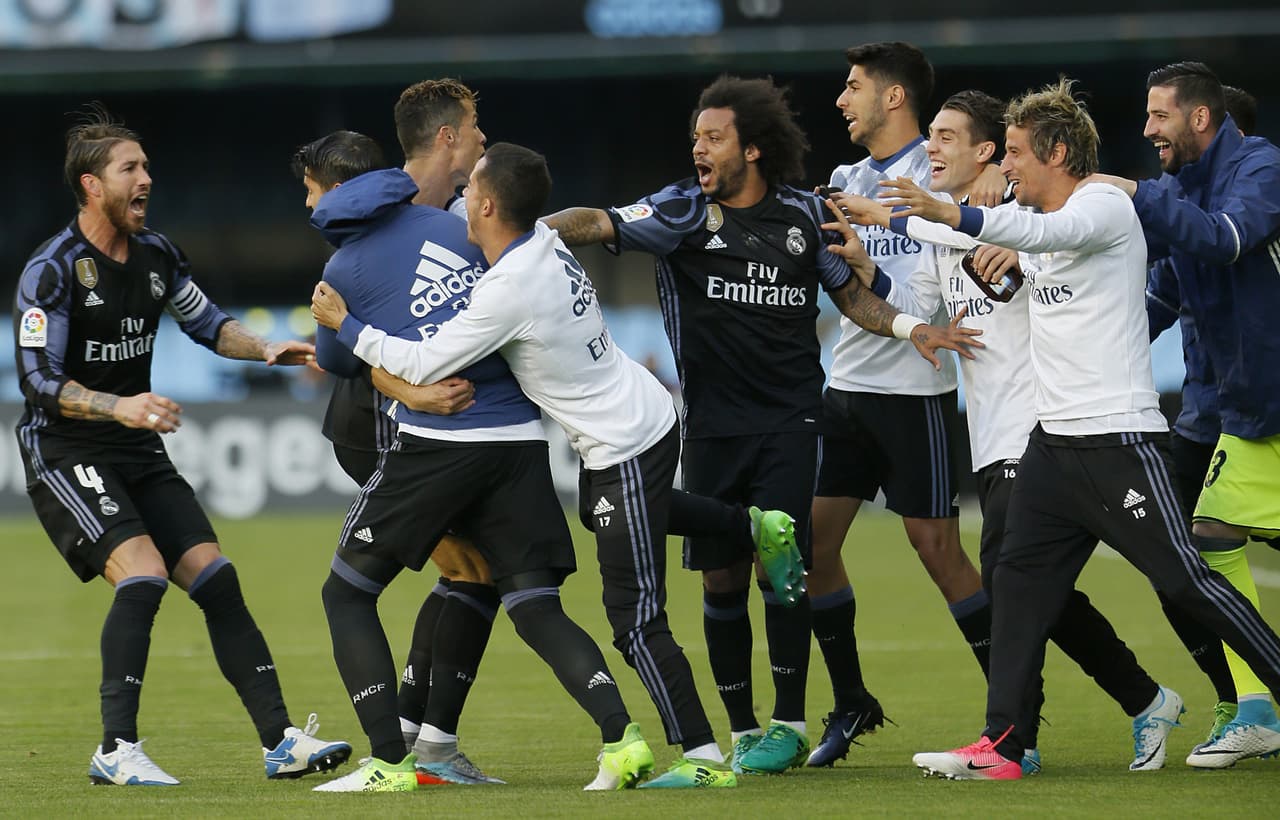 Muy pronto se prendió la fiesta para los visitantes en Balaídos, en un triunfo que les permite llegar a la última fecha con la necesidad solo de igualar.