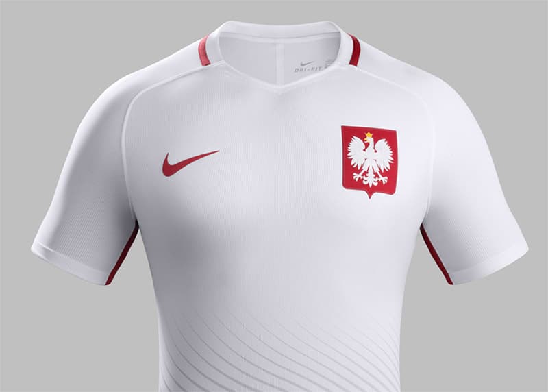 Playera de Polonia local.