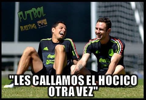 Javier Hernández llegó a 44 goles con el Tri en su cumpleaños y los memes en las redes sociales elogiaron al delantero mexicano.