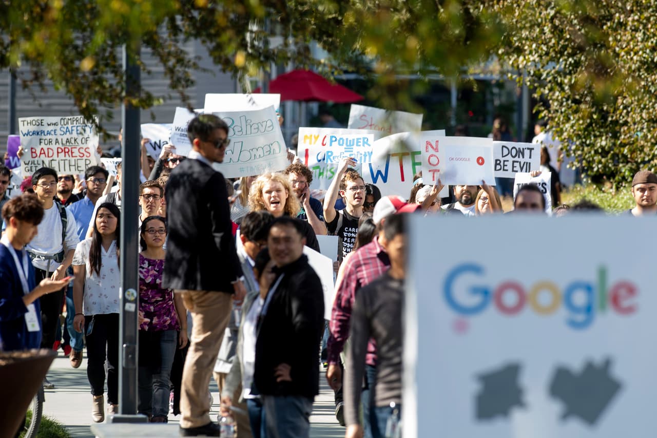 Trabajadores de Google protestaron contra la cultura que "protege" a acosadores en la corporación