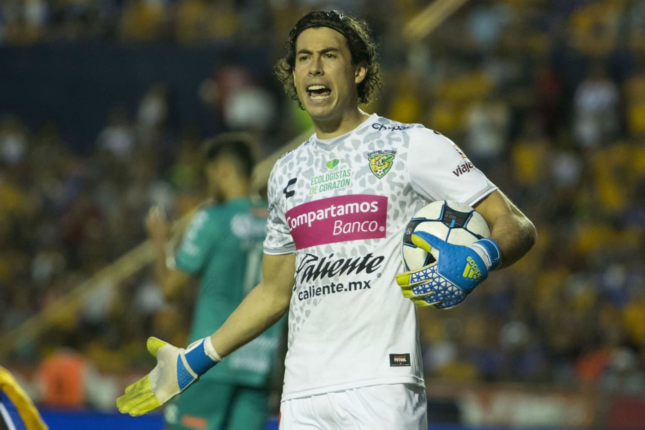 <b>Óscar Jiménez</b> se perfila como el arquero suplente de Marchesín con el América, proveniente de Jaguares.