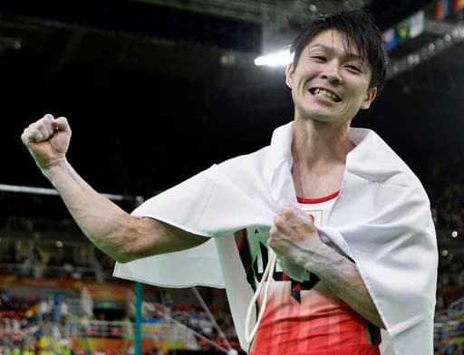 El japonés Kohei Uchimura conquistó este día la medalla de oro en el “all around” individual de la gimnasia artística varonil, dentro de los Juegos Olímpicos Río 2016.
