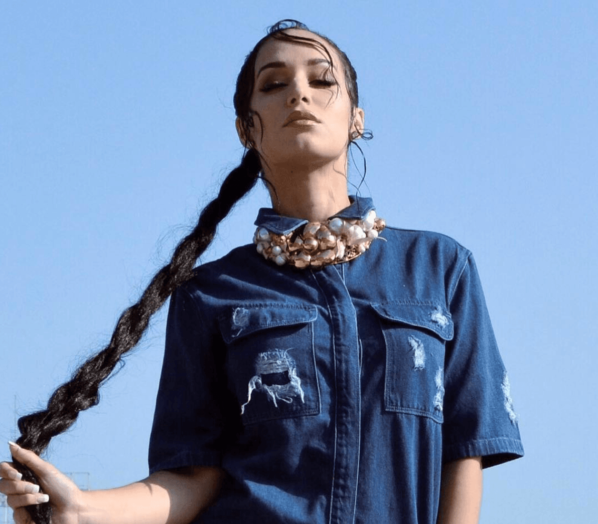 ...también le dio su nombre artístico.