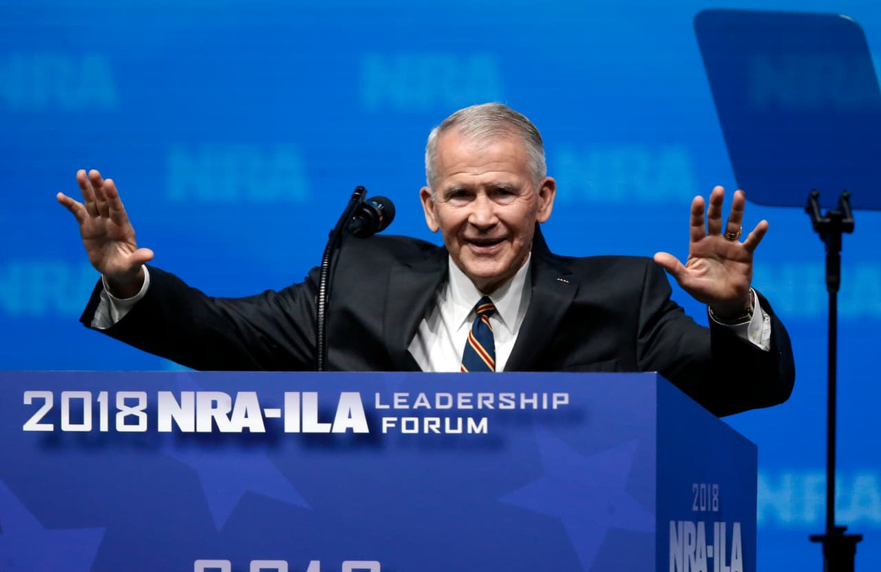 El hombre en el centro del escándalo Irán-Contras será el nuevo presidente de la NRA