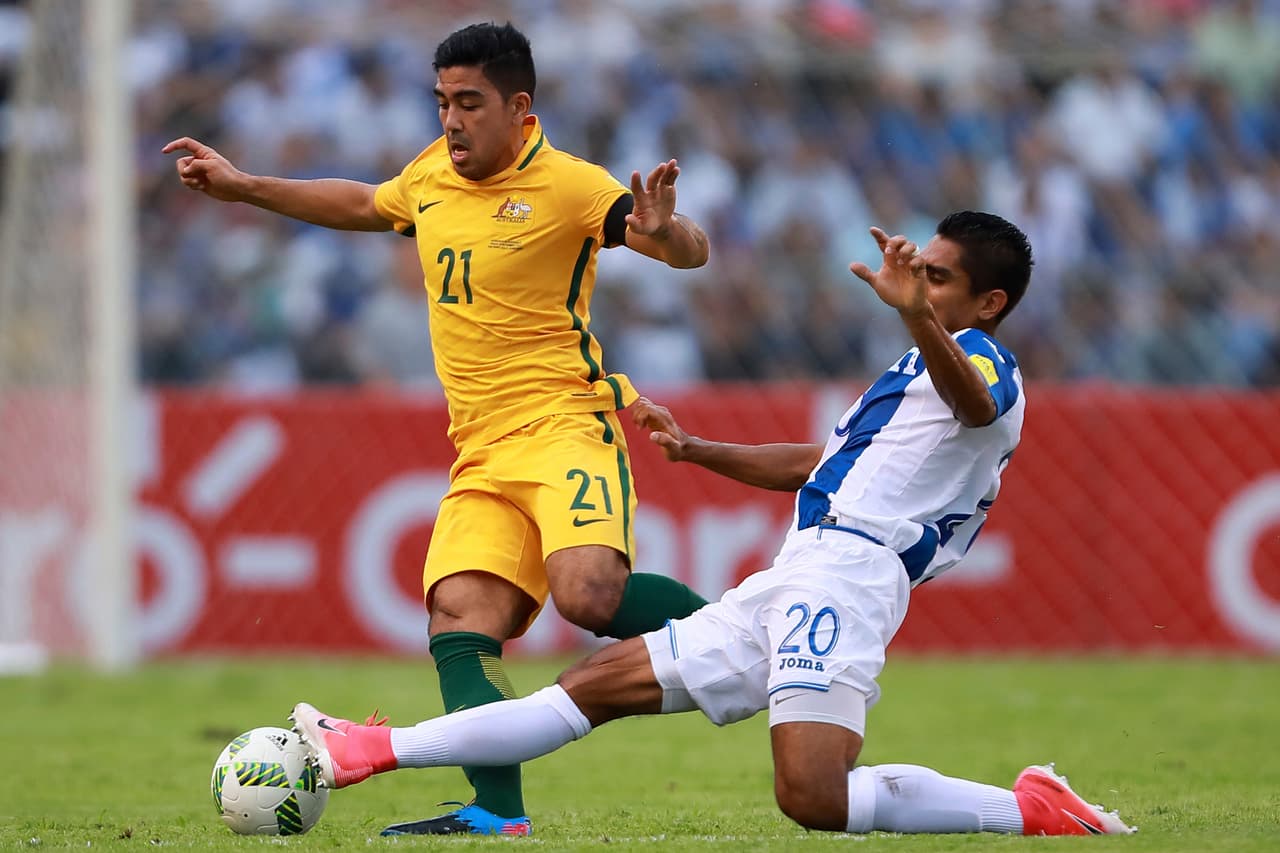 Los locales bajaron el ritmo y cedieron ante los visitantes, algo que se hizo más evidente en el segundo tiempo.