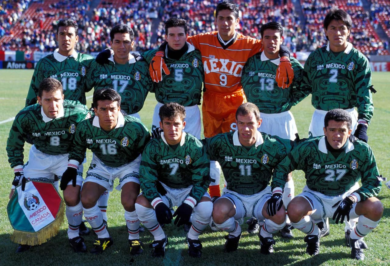La escuadra de Milutinovic acalló las críticas en su debut en el hexagonal: fue 4-0 a Canadá en el Estadio Azteca. La visita a Edmonton acabó en empate.