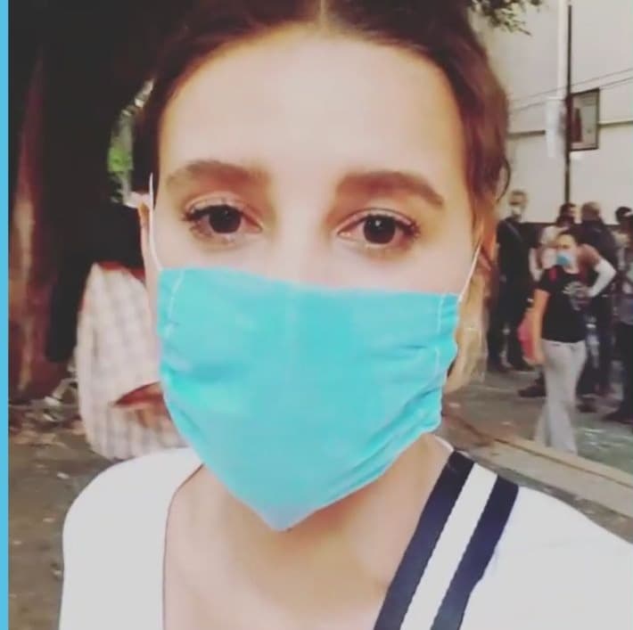 Paulina Goto recorrió lugares destruidos.