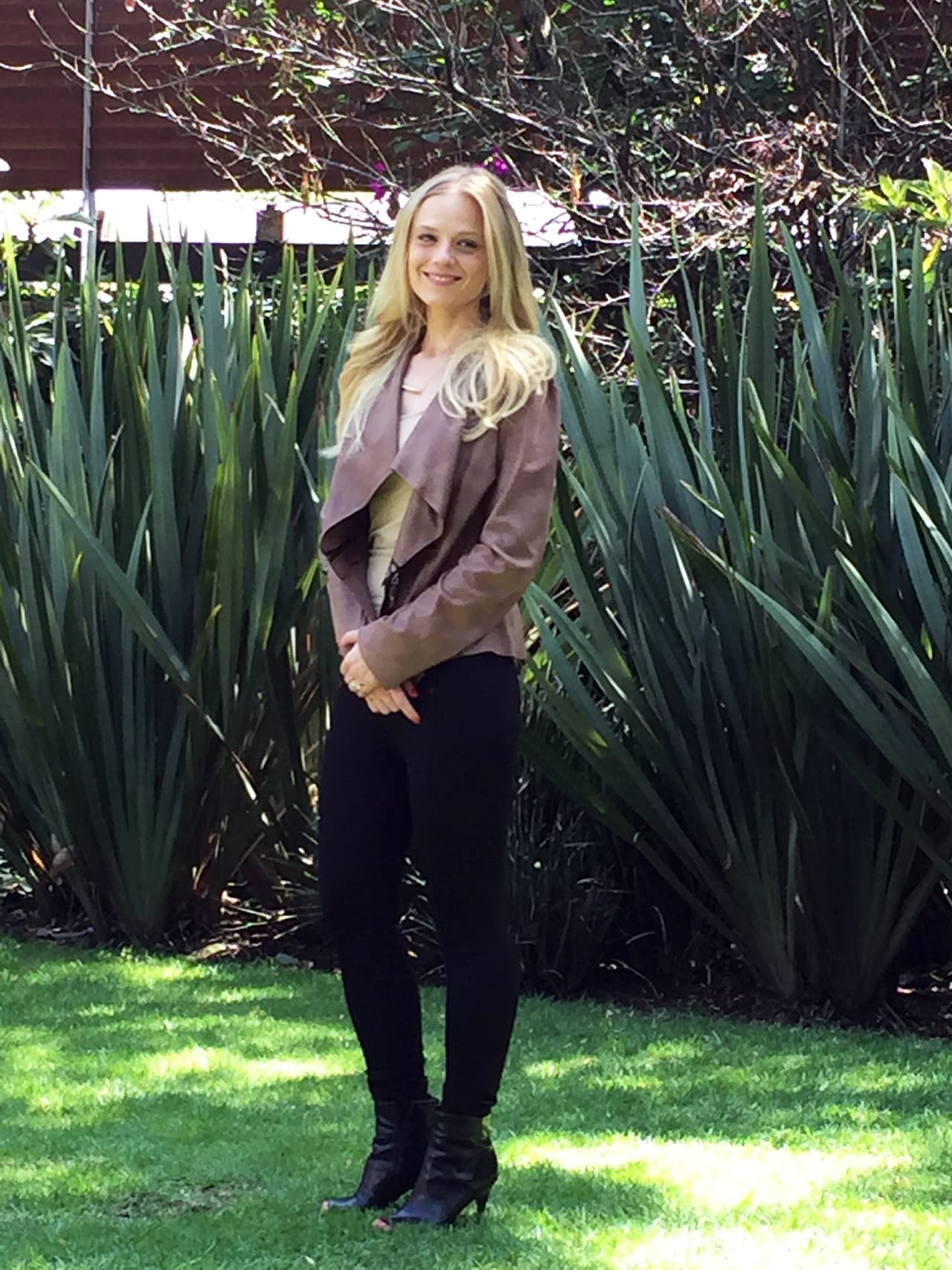 En 'Sin rastro de ti' da vida a 'Camila', la hermana de la protagonista.