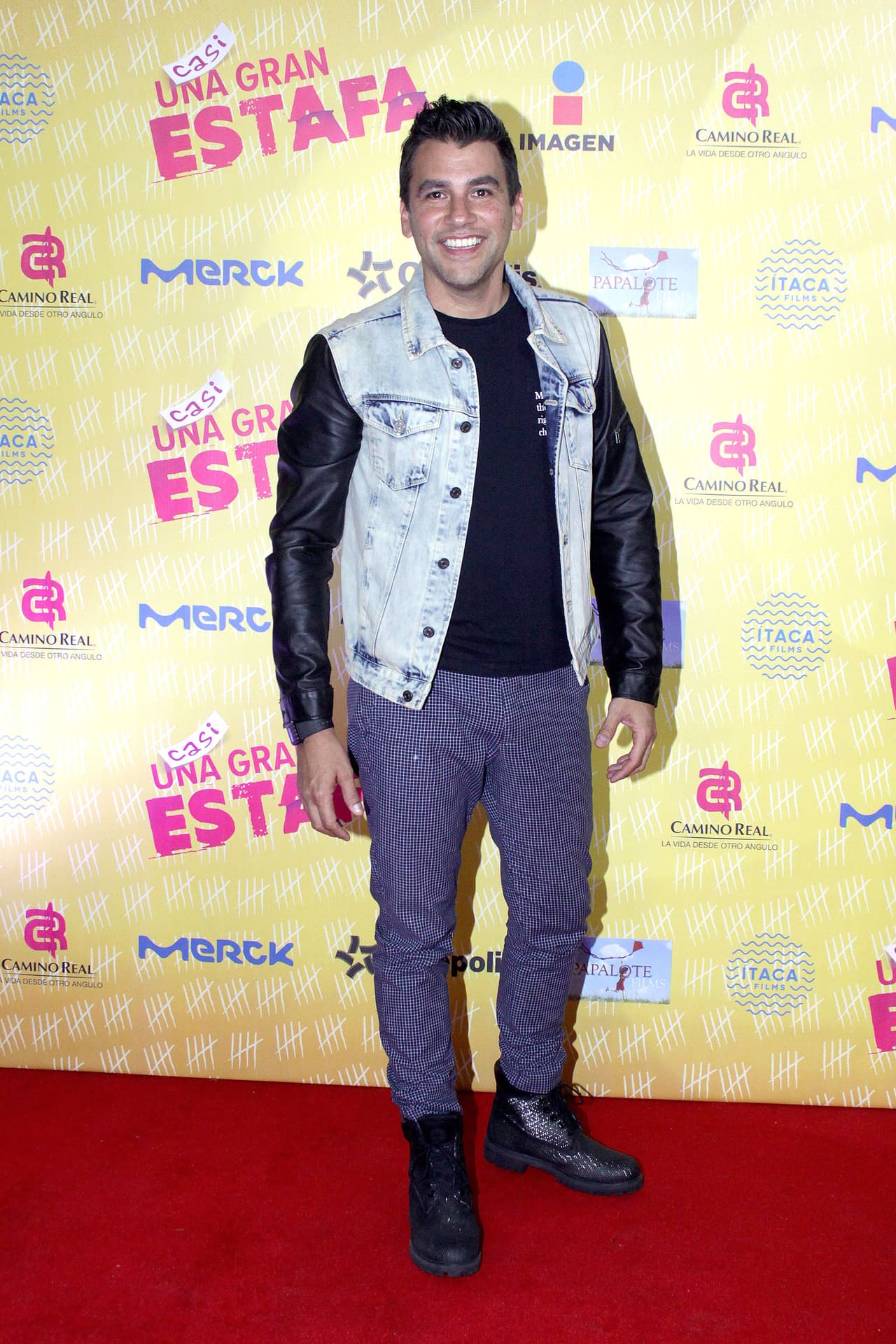 <b>Mauricio Barcelata</b> interpretó a 'Roger', ésta fue la última telenovela en la que participó en Televisa. Actualmente es conductor de un programa de televisión en México.