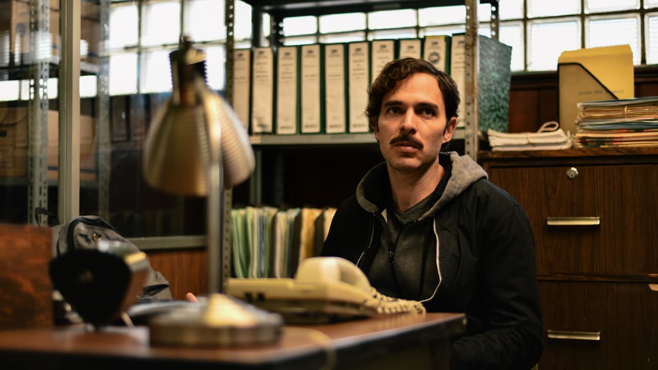 Pero su formación como psiquiatra le ayudará a encontrar a aquellos que le quitaron lo que más quería y a terminar con ellos uno a uno.