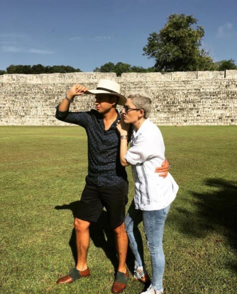 ¿Qué será lo que Maca Carriedo y Chano Jurado miran con tanta atención?