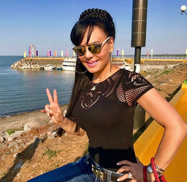 Así de guapa es como la podemos ver a través de sus redes sociales.