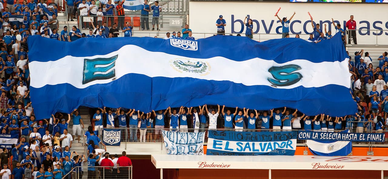 El hogar de los Houston Dynamo de la MLS abrió sus puertas en mayo de 2012 y ese mismo mes presentó su primer partido internacional, un amistoso entre Nueva Zelandia y El Salvador que terminó empate 2-2.