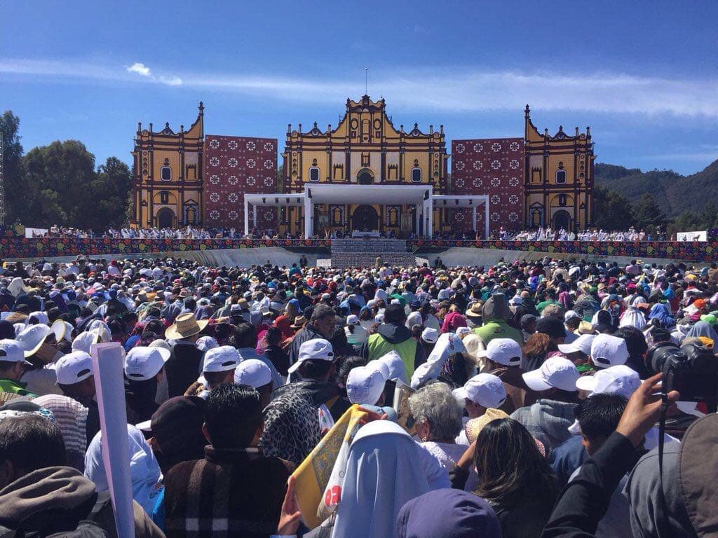 La misa que el papa Francisco dio en San Cristóbal de las Casas. Foto de Paulina Gómez/Univision.