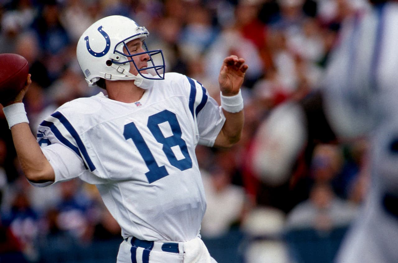 1.- Peyton Manning.- 71,940 yardas.