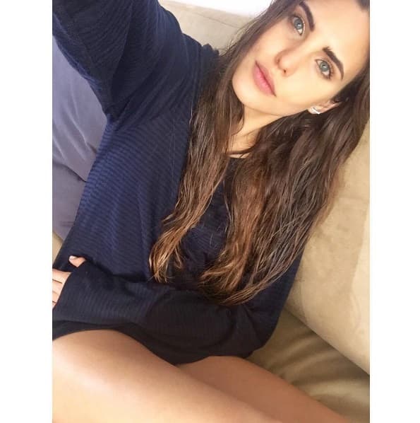 ¿Eres fan de Natasha? Repasa con nosotros las mejores ‘selfies' de esta guapa actriz, cantante, modelo y conductora argentina.