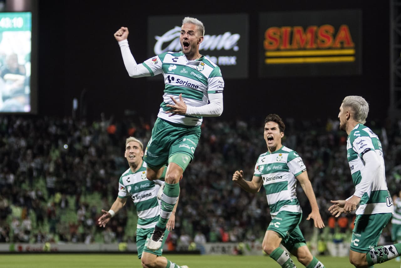 Octavio Rivero logró la remontada lagunera al minuto 89 tras lograr el 3-2 sobre León.