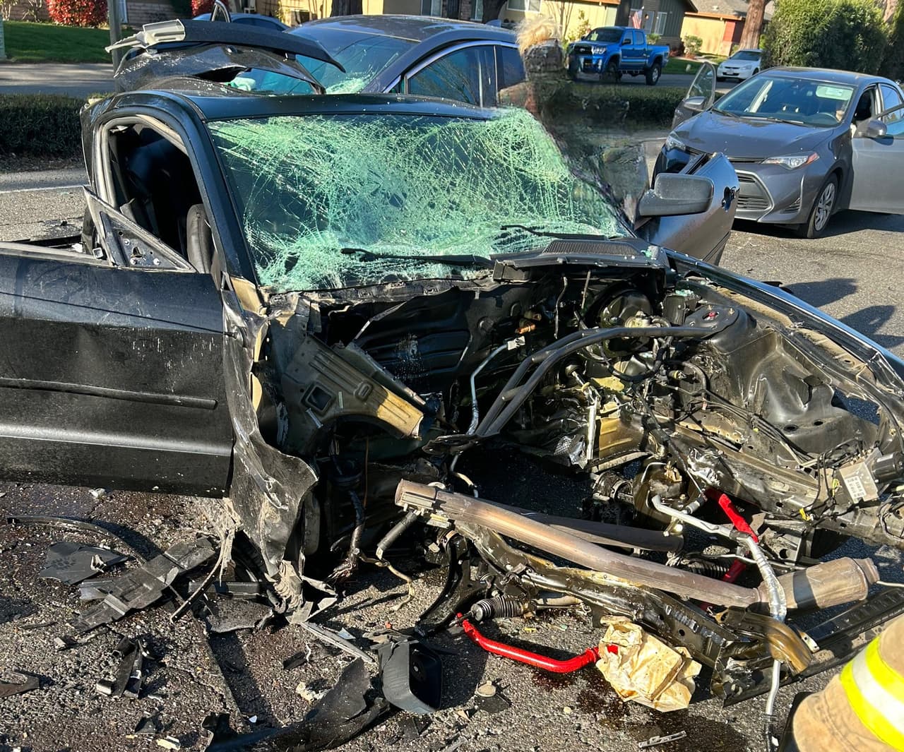 Cuatro personas resultan lesionadas tras aparatoso accidente en Carmichael