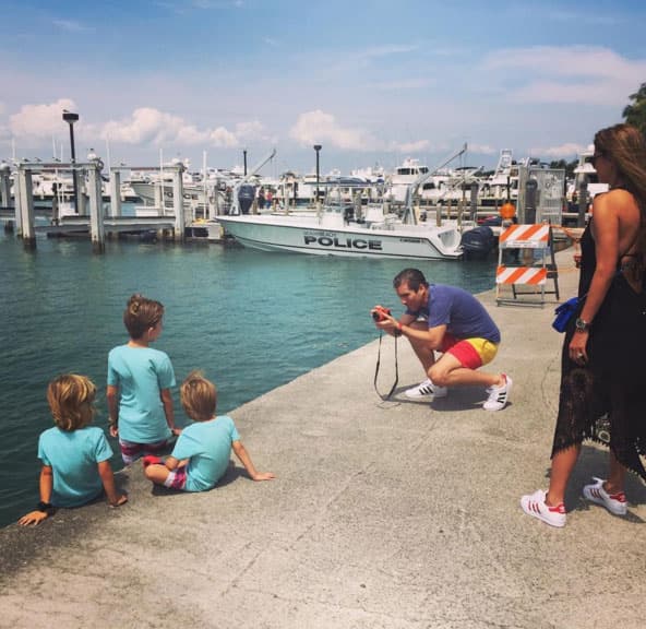 Capturando el lindo momento.