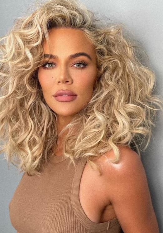 Dentro de la serie 'Keeping Up With The Kardashians', mencionó que sí cambió el estilo de su nariz, pero no lo había mencionado por una razón en particular.