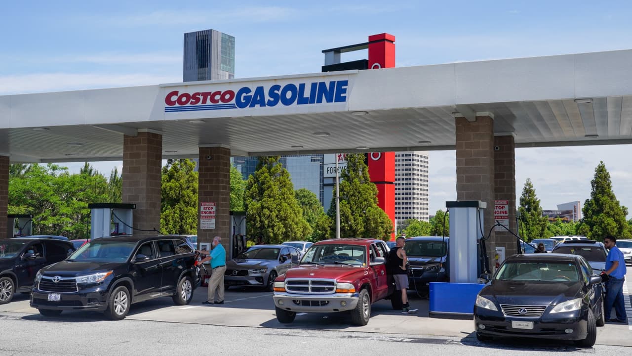 Arizonenses podrían pagar el precio más alto de gasolina en la historia en la semana de Acción de Gracias