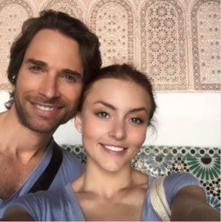 Siempre están juntos, en las buenas y en las malas, por lo que a finales de septiembre se encontraban ayudando a los damnificados por el sismo vivido en México.