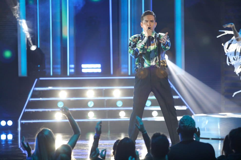 En su última presentación llenó de energía al cantar 'No podrás', tema que lanzó el hijo de Verónica Castro y Manuel 'El Loco' Váldes' en 1992.