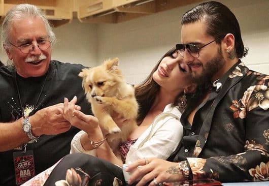 Julieta es tan consentida por esta pareja que, incluso, ellos decidieron abrir una cuenta de Instagram exclusiva para 
<b>esta perrita a la que ambos consideran su 'hija'</b>.