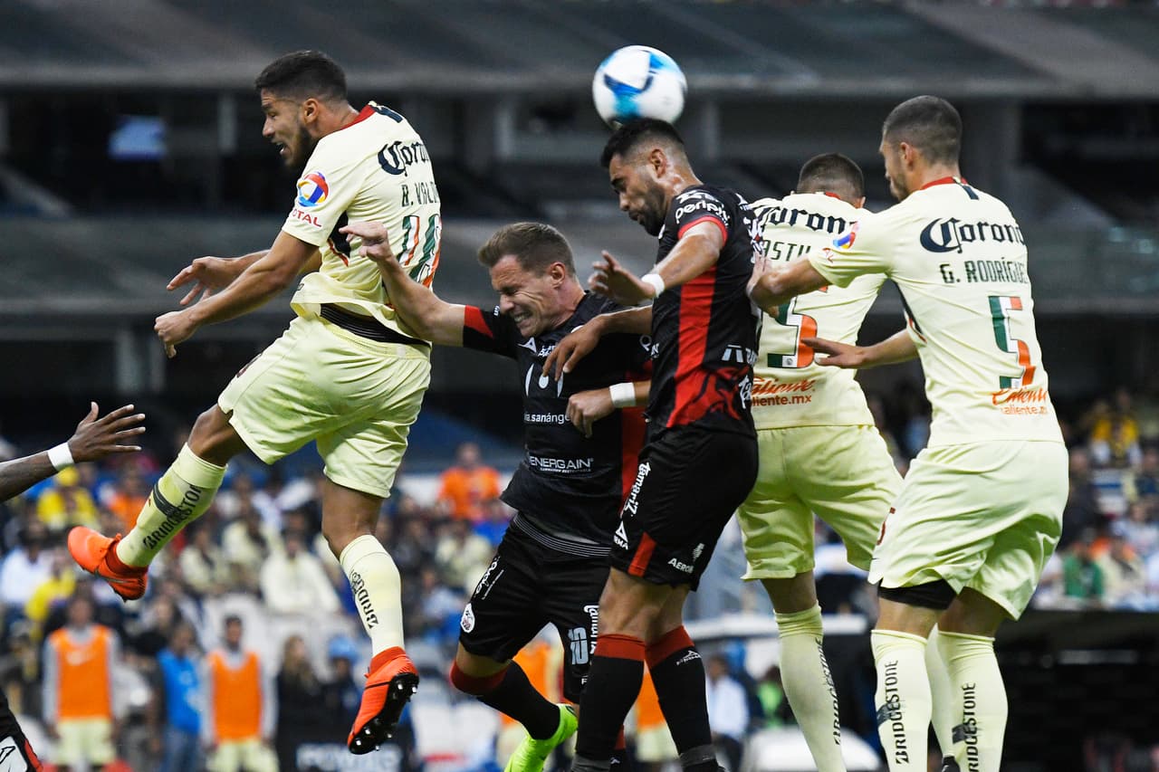 Los intentos de Lobos BUAP por el empate fueron infructuosos y lo terminaron pagando en los minutos finales del partido.